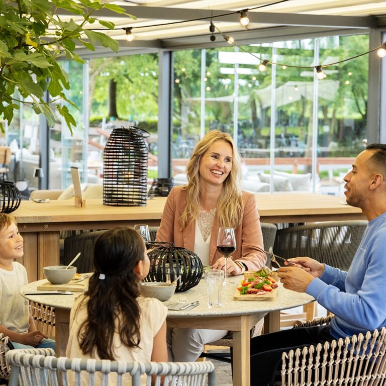 Center parcs parc sandur restaurant 09.jpg