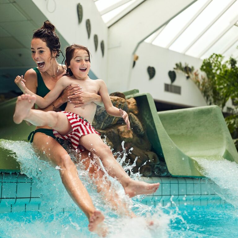 Center parcs park eifel schwimmbad 03.jpg