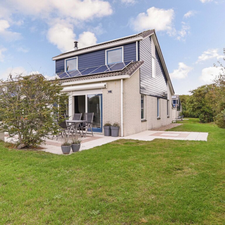 Landal beach park texel villa 04.jpg