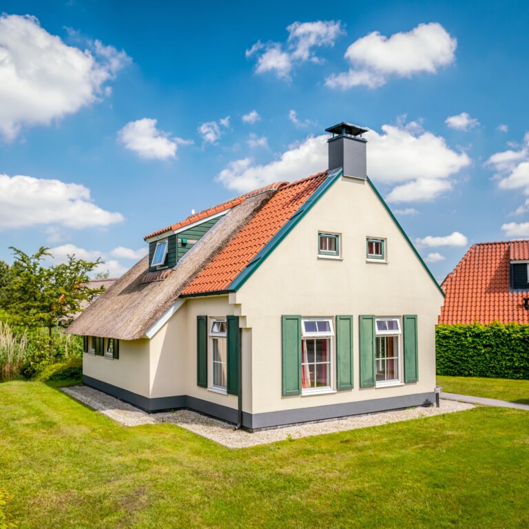 Landal domein de schatberg unterkunft aussen 02.jpg