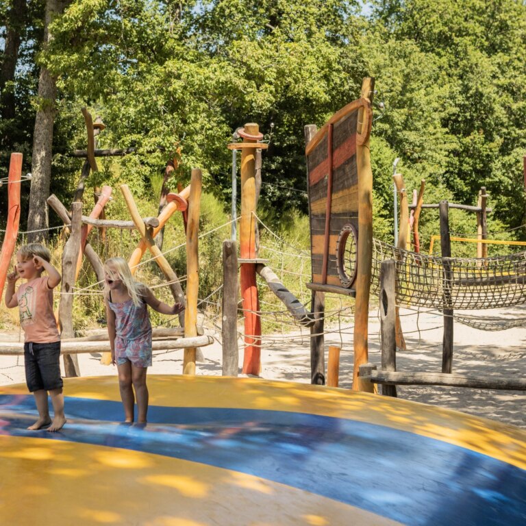 Landal sonnenberg spielplatz 07.jpg