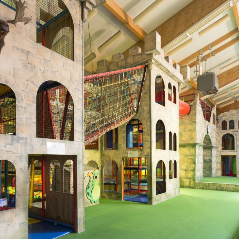 Landal sonnenberg spielplatz 08.jpg