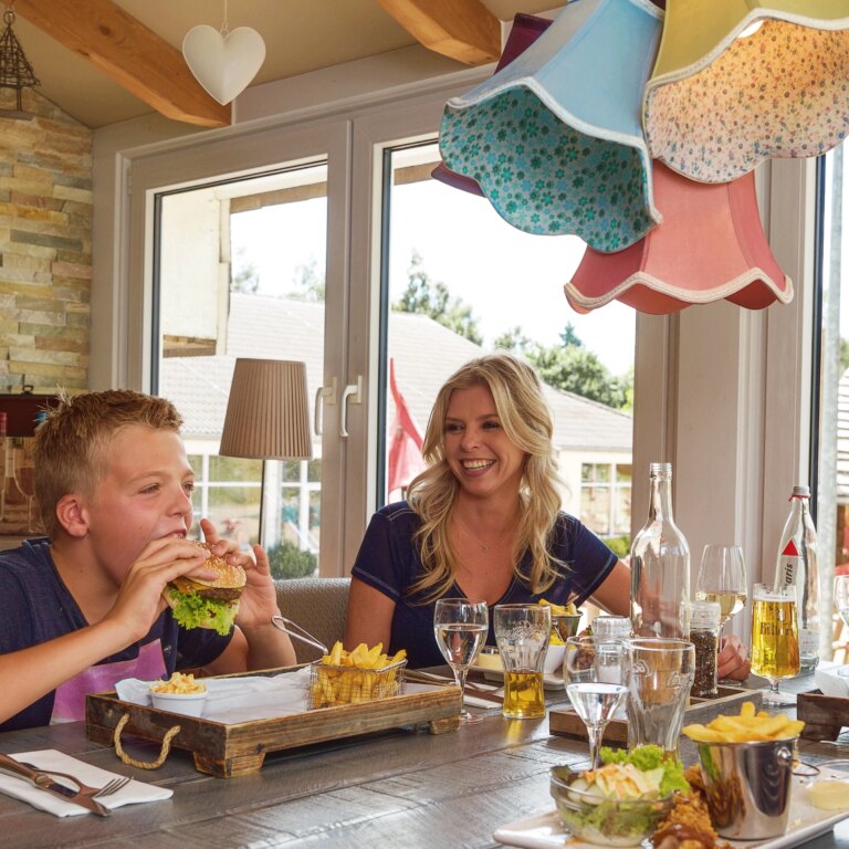 Landal warsberg restaurant 10.jpg