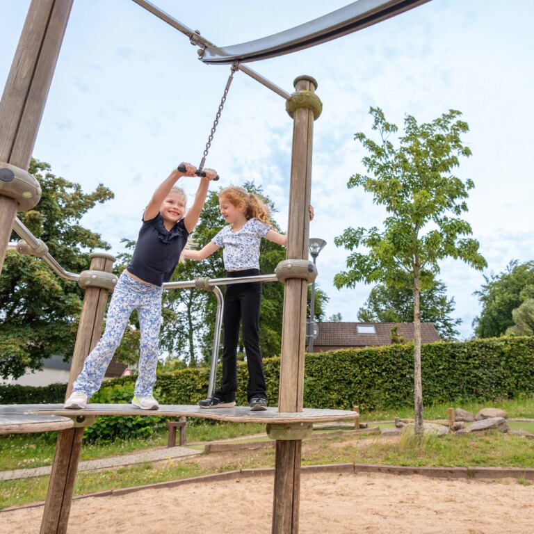 Landal warsberg spielplatz 09.jpg