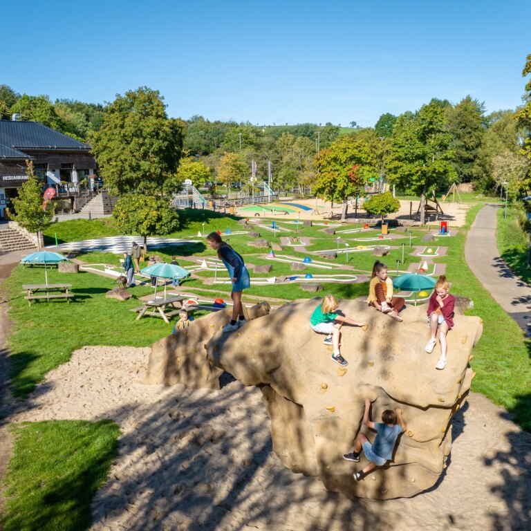 Landal wirfttal spielplatz 10.jpg
