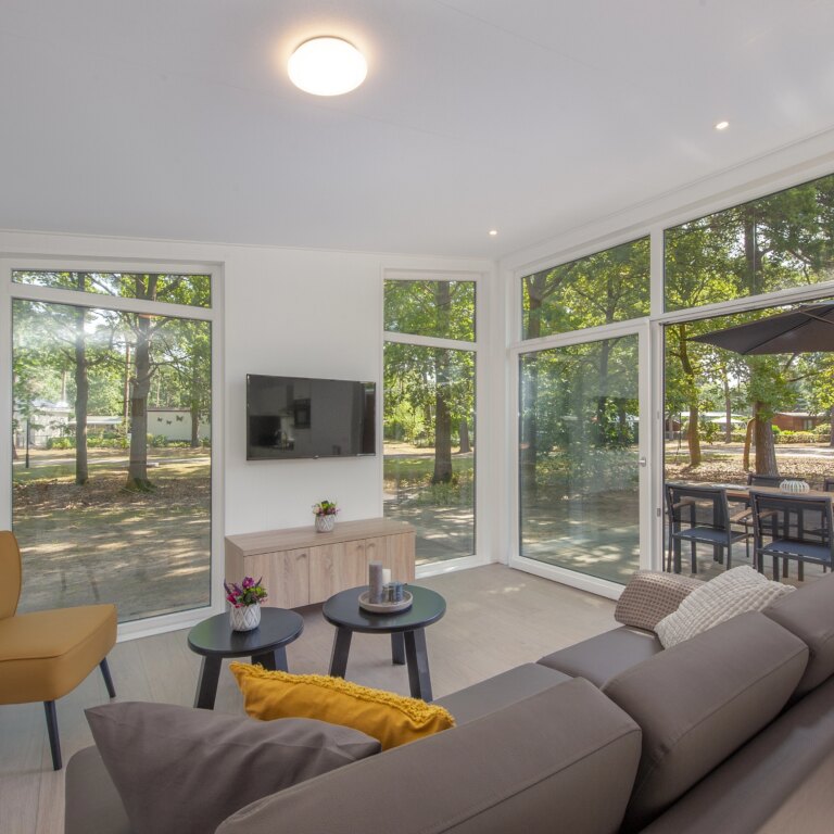 Roompot bospark t wolfsven unterkunft innen 03.jpg