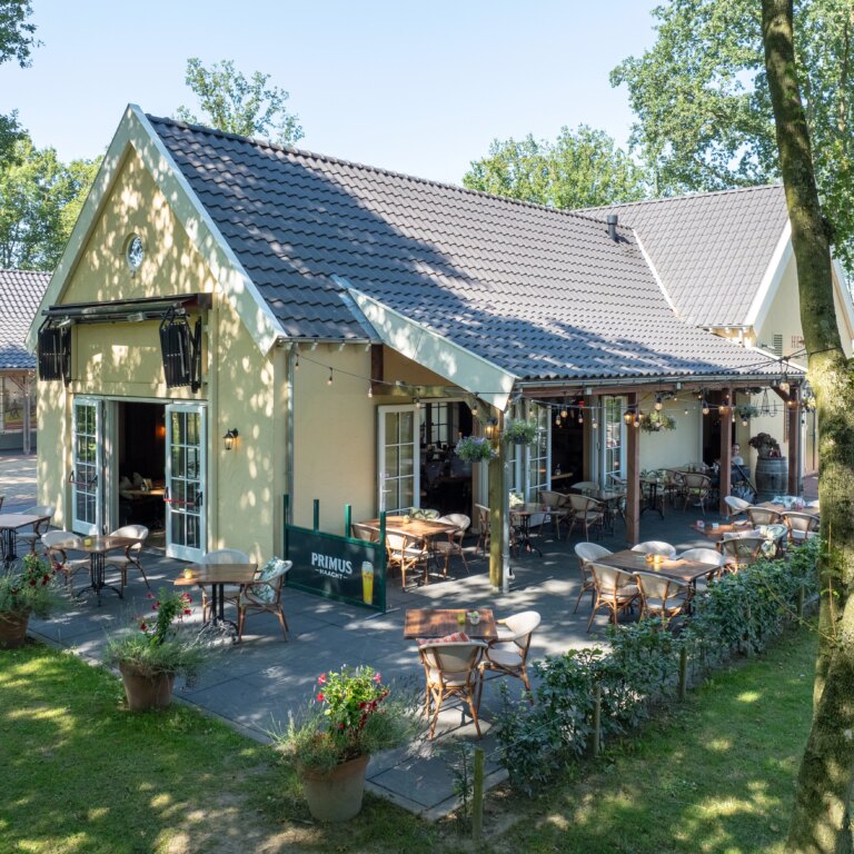 Landal vakantievillas de waufsberg restaurant 10.jpg