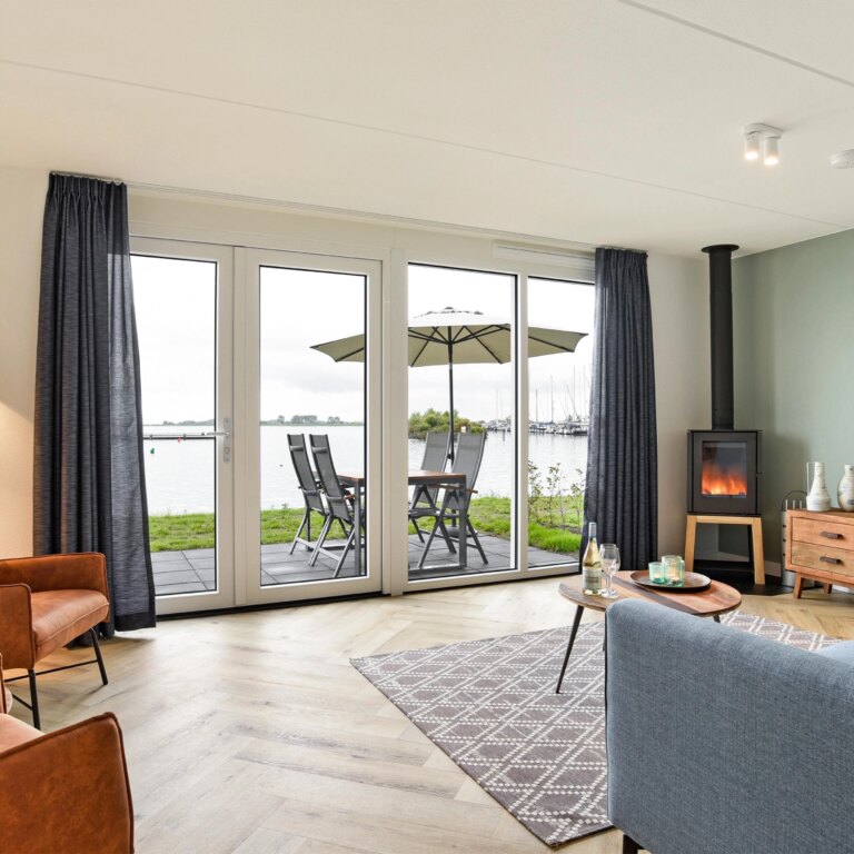 Landal waterpark volendam unterkunft innen 06.jpg