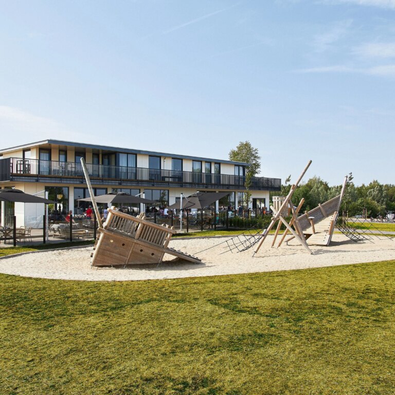 Rcn zeewolde holiday spielplatz 07.jpg