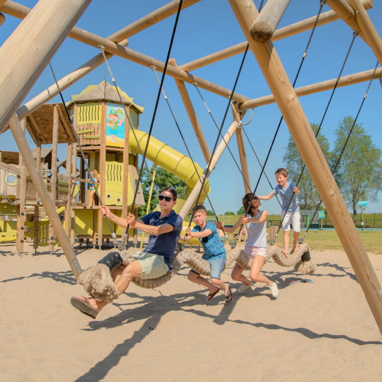 Rcn zeewolde holiday spielplatz 08.jpg