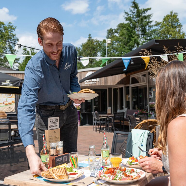 The rcn holiday noordster restaurant 07.jpg