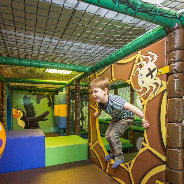 Amerongse berg spielplatz 08.jpg