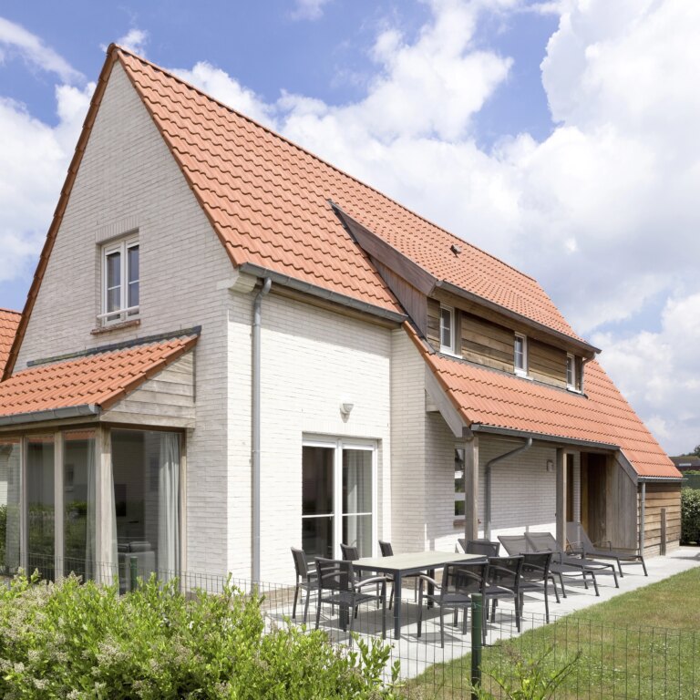 Breeduyn village villa 01.jpg