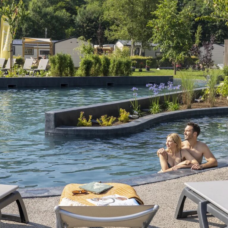 La clusure schwimmbad 08.jpg