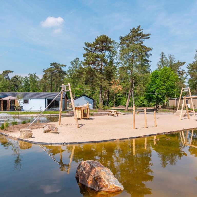 Europarcs de hooge veluwe spielplatz 09.jpg