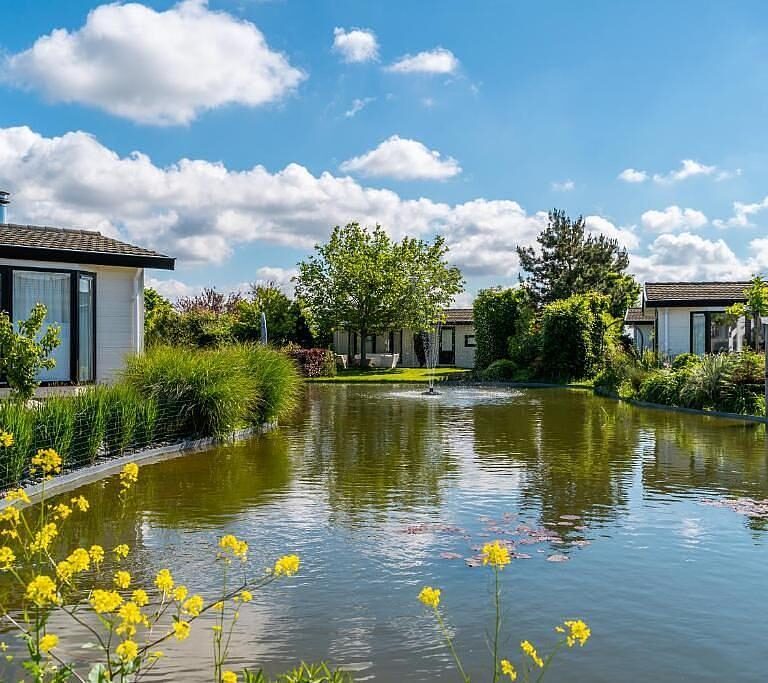 Europarcs de woudhoeve unterkunft aussen 02.jpg