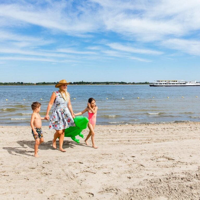Europarcs zuiderzee strand 03.jpg